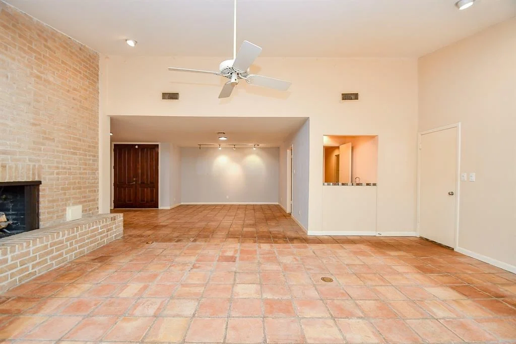Photo of 10303 Chevy Chase Drive