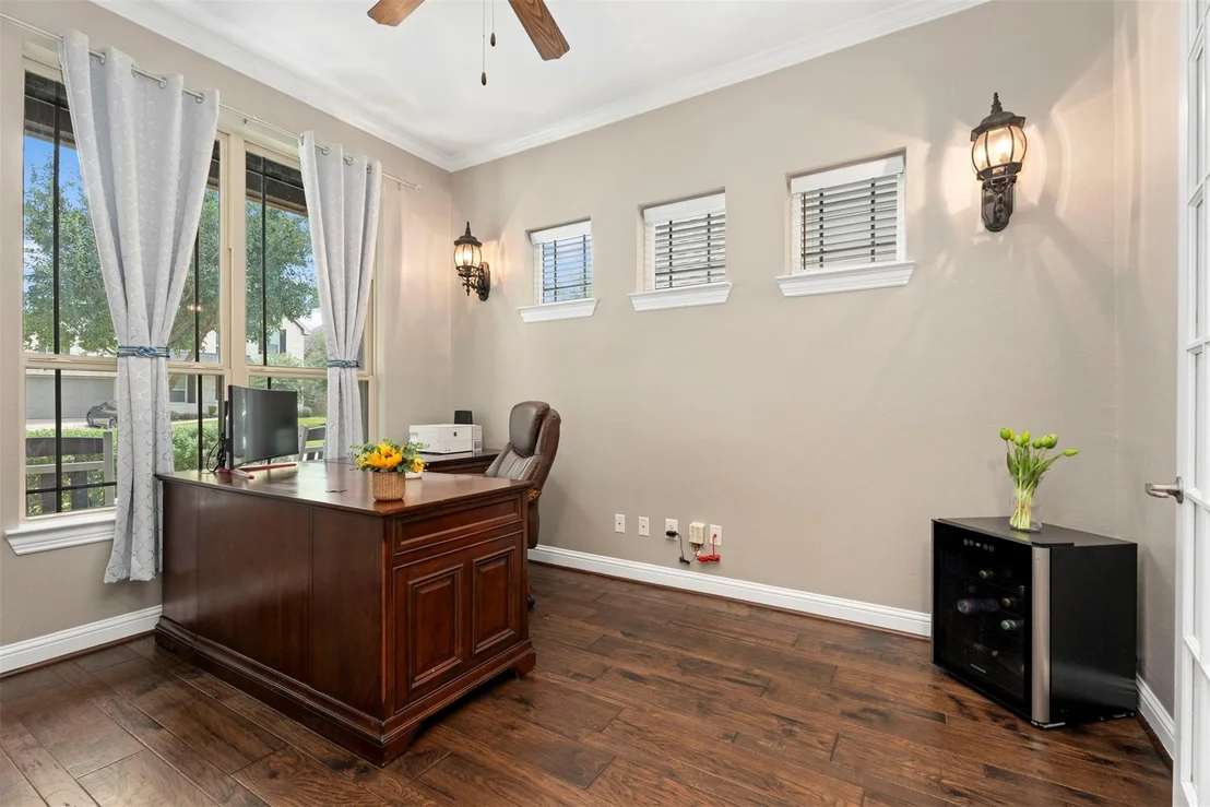 Photo of 9030 Lacombe Lane
