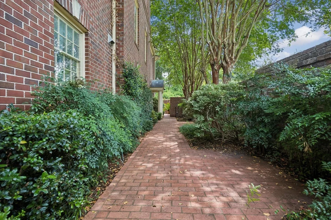 Photo of 1 Pine Briar Circle