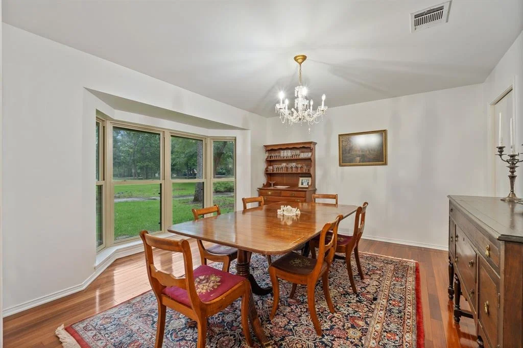 Photo of 15520 Bedford Lane