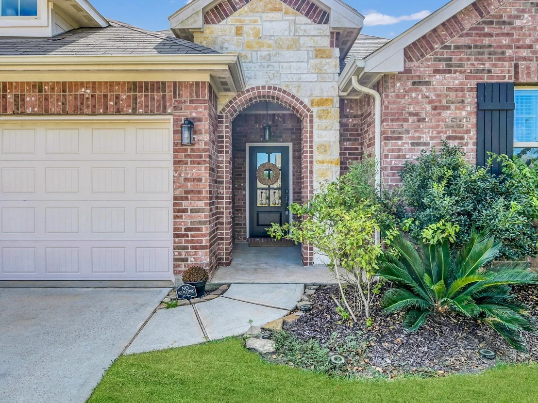 Photo of 13917 Nicolet Arbor Lane