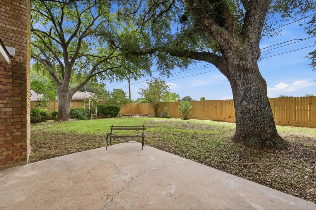 Photo of 1416 Linwood Drive