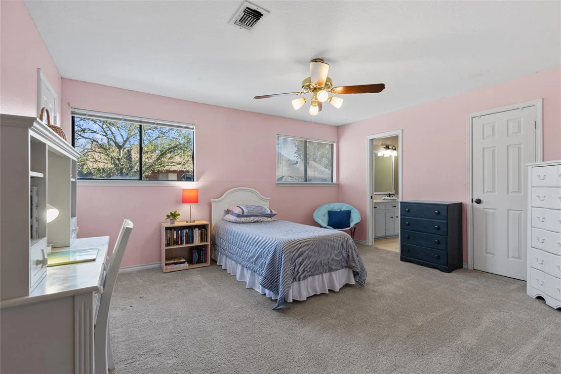 Photo of 6903 Ashmore Drive
