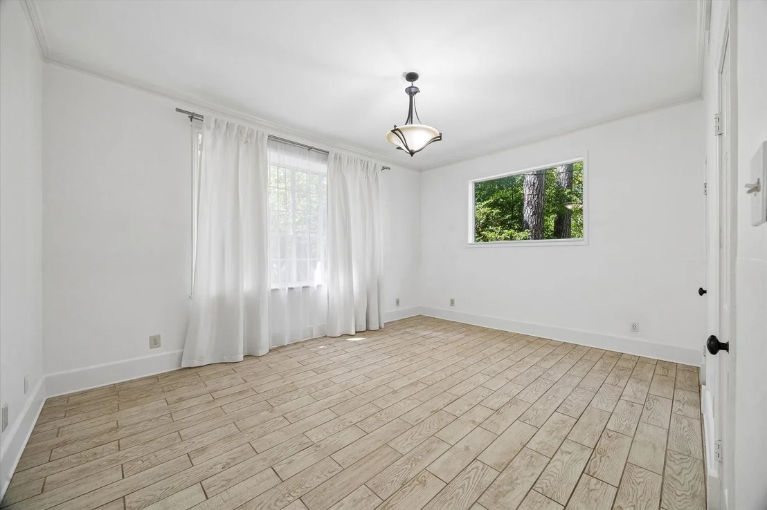 Photo of 41 Willowend Drive