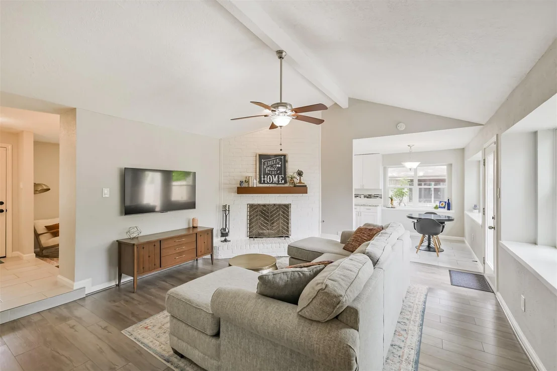 Photo of 5219 Forest Timbers Drive