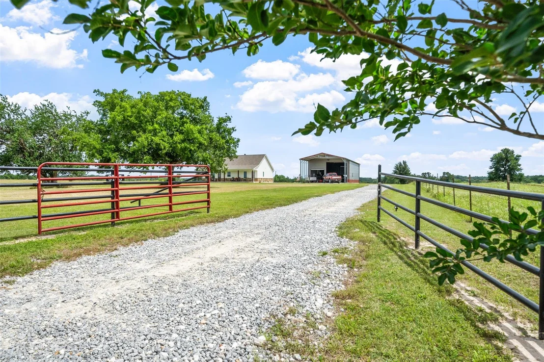 Photo of 3785 County Road 405