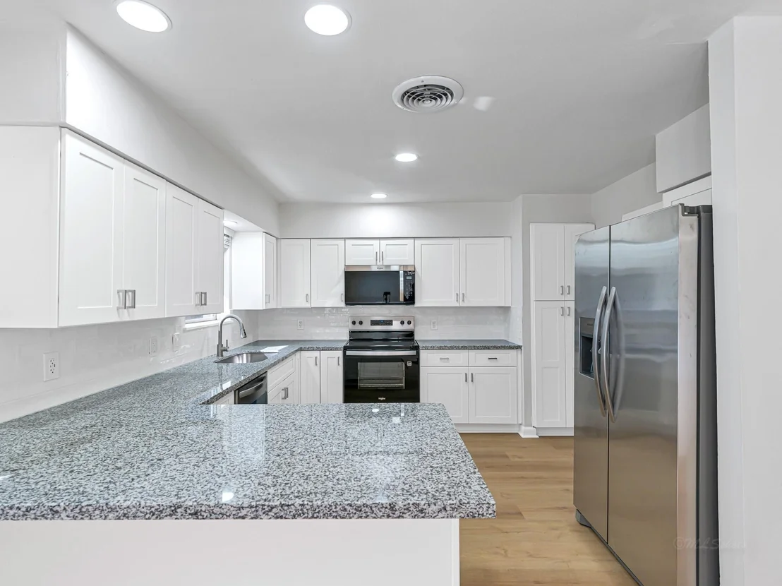 Photo of 5619 Effingham Drive