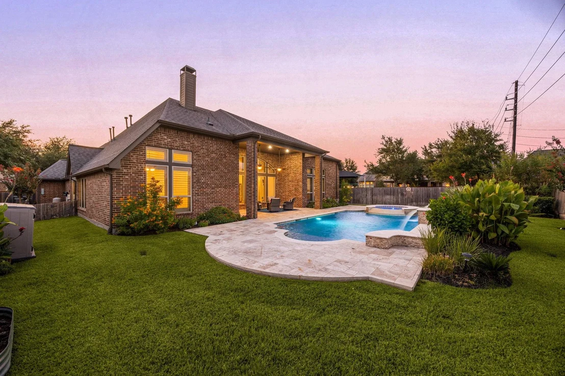 Photo of 2203 Draycutt Drive