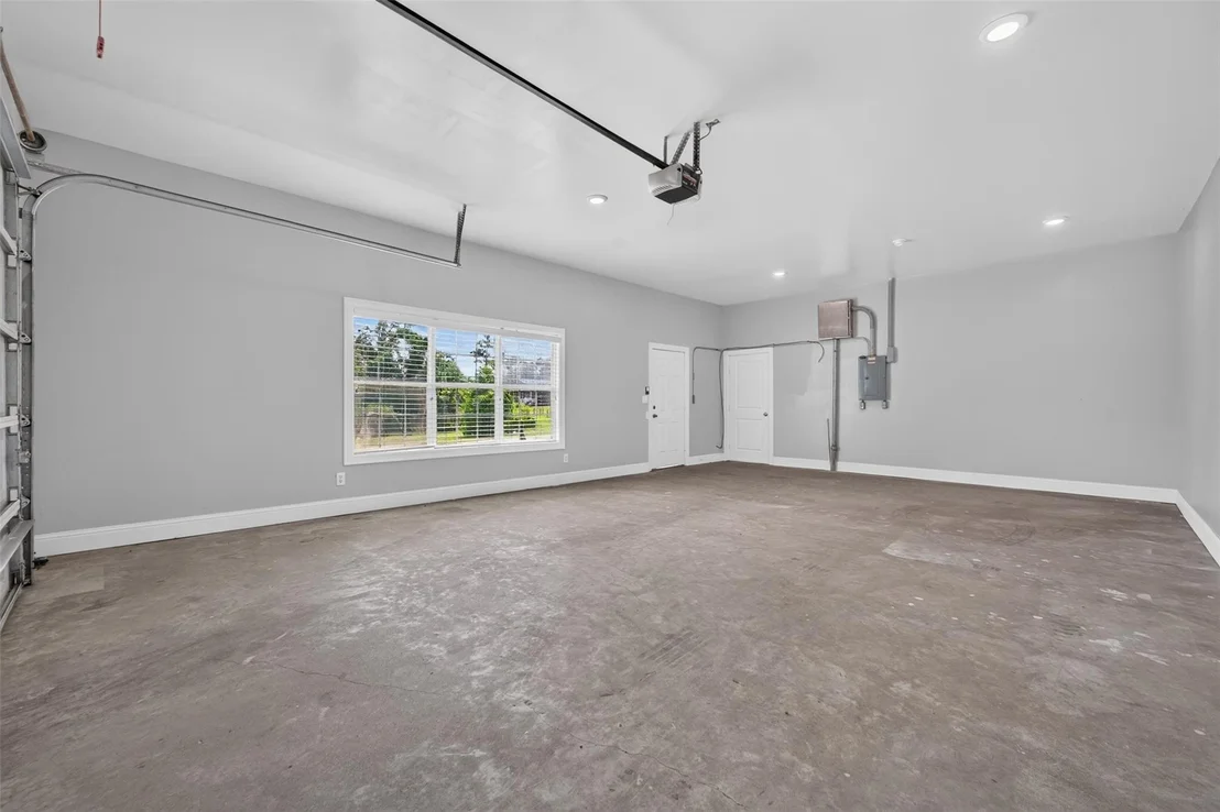 Photo of 139 Laurel Cove W