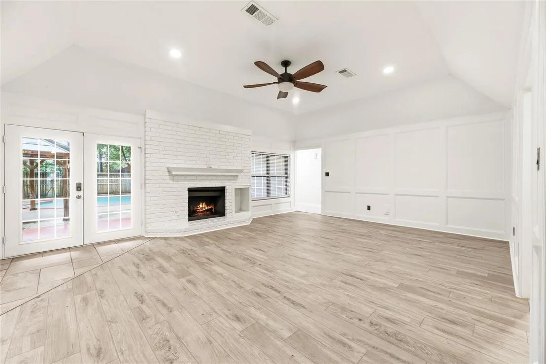 Photo of 5903 Echo Lake Lane