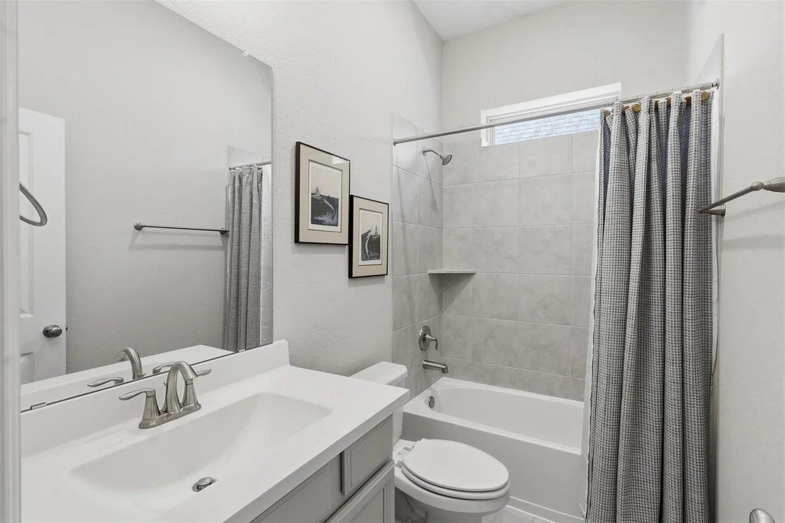 Photo of 4711 Gilbert Road