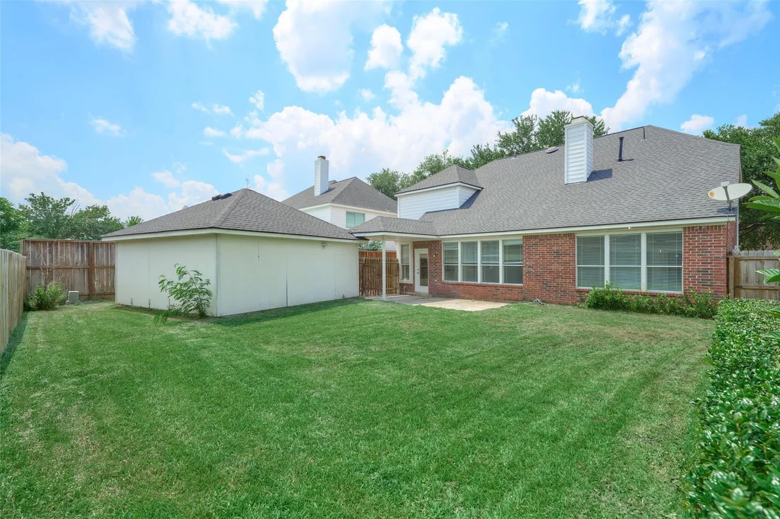Photo of 12415 Shadowknoll Drive