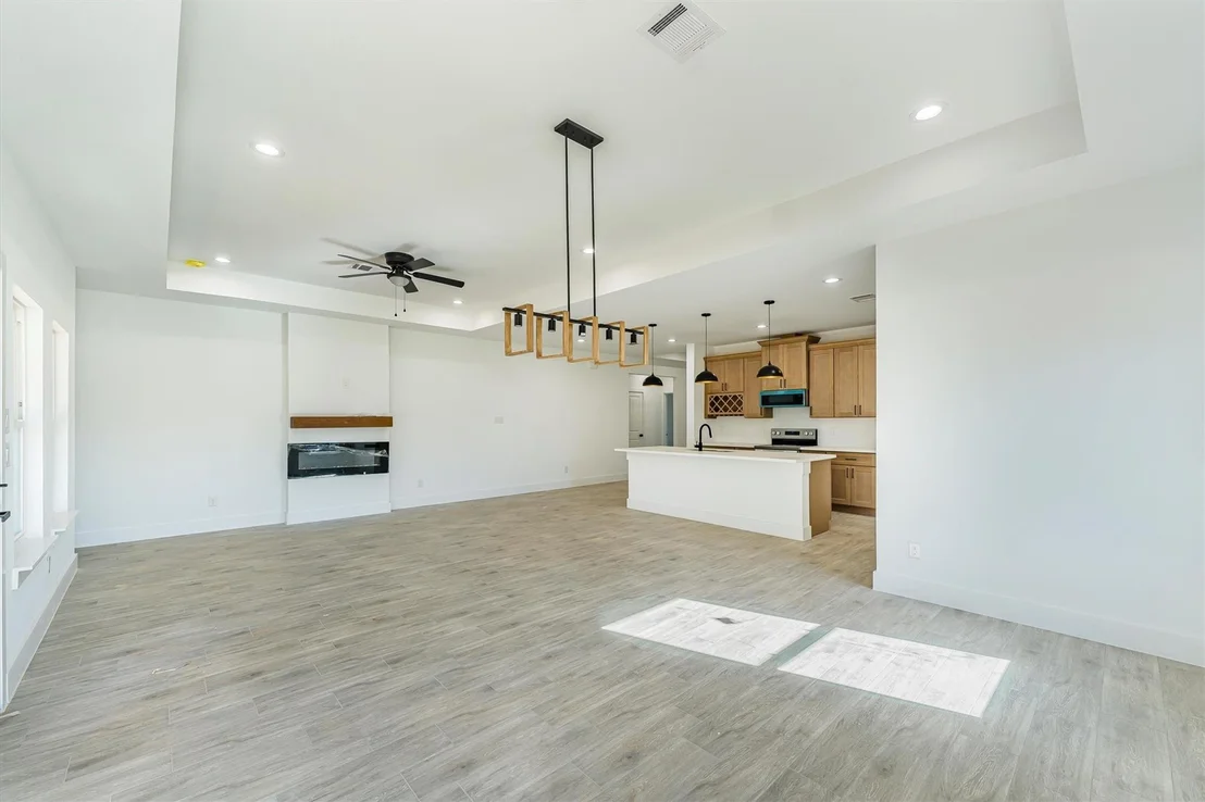 Photo of 10703 Hillside Drive
