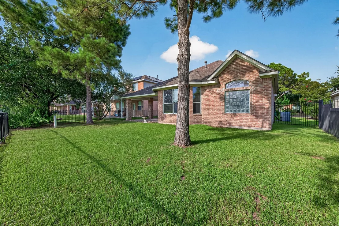 Photo of 10707 Lyndon Meadows Drive
