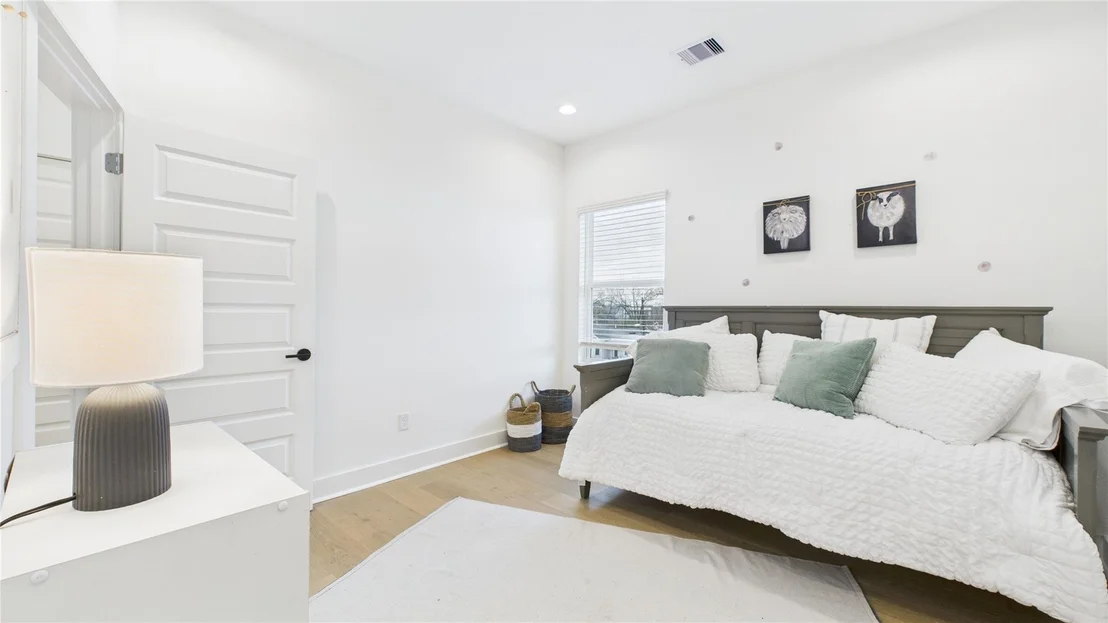 Photo of 2426 Freeman Street