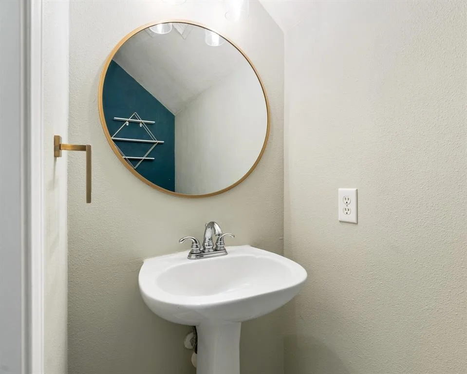 Photo of 17106 Valley Palms Drive