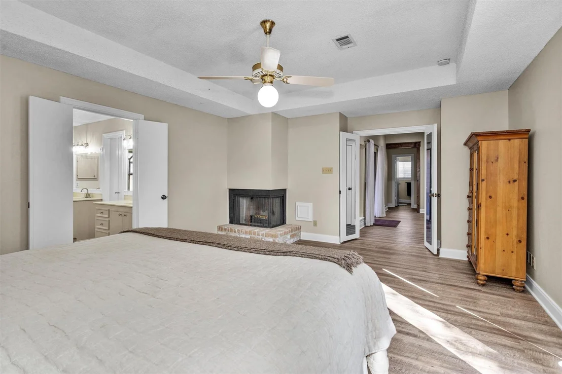 Photo of 2230 Foreland Drive