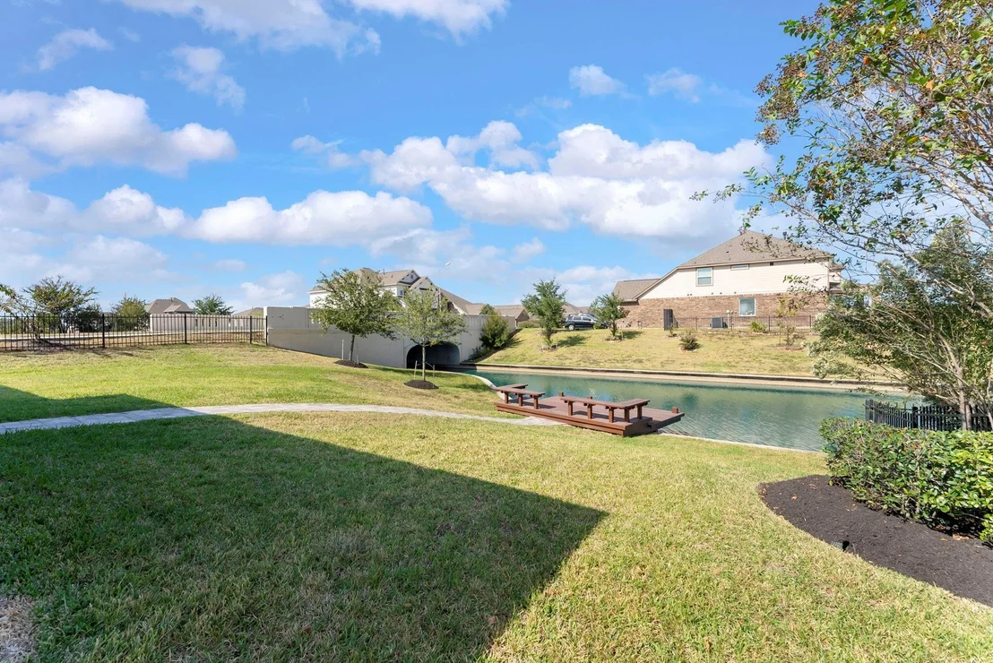 Photo of 3707 Lake Bend Shore Drive