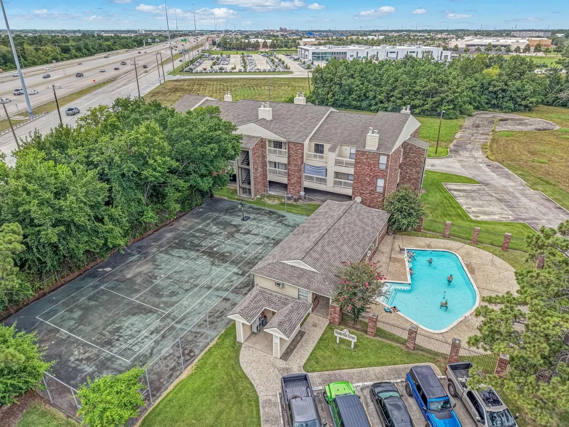 Photo of Unit 256D at 2501 Gulf Freeway