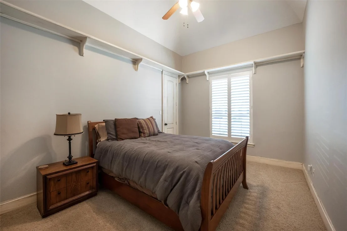 Photo of 115 Lake Sterling Gate Drive