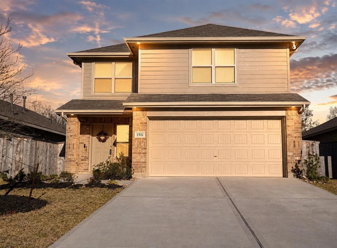 Photo of 1511 Las Cuevas Drive