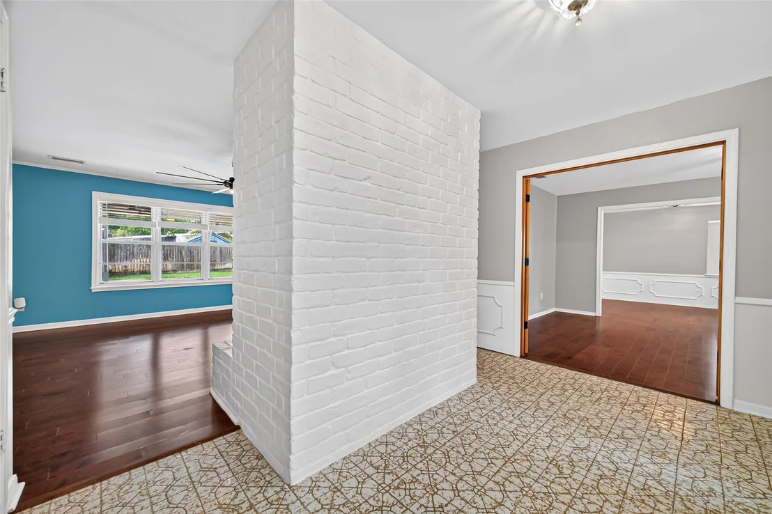 Photo of 25506 Many Oak Drive