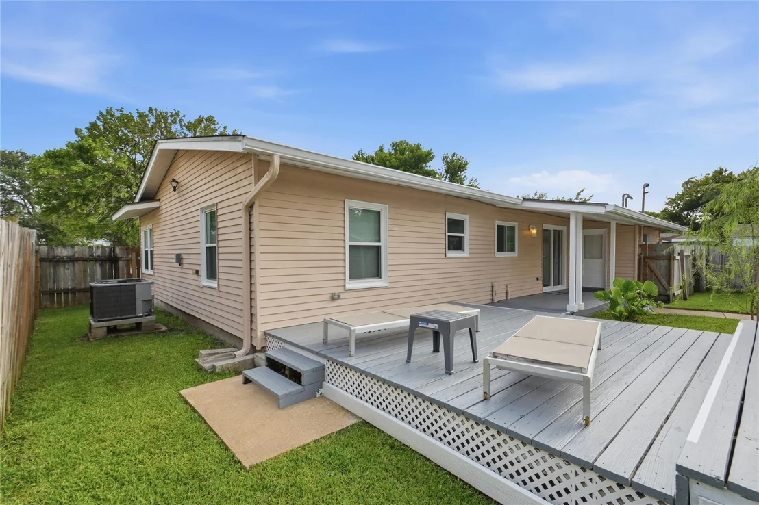 Photo of 1422 Wayside Drive