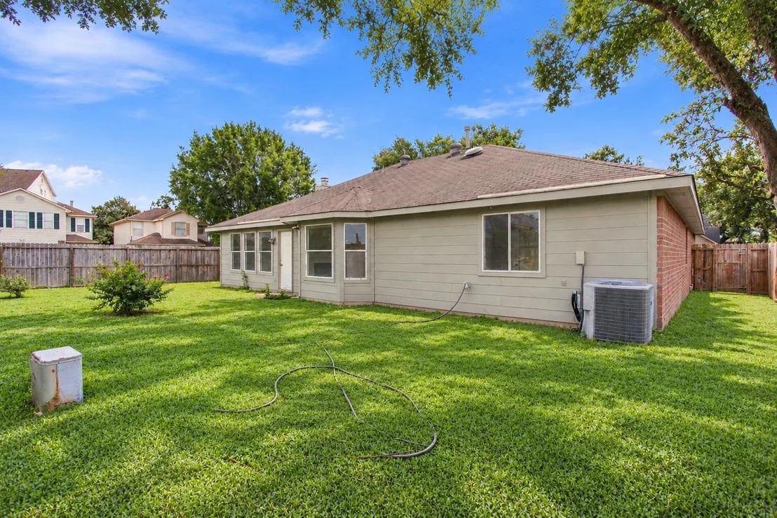 Photo of 16719 N Bend Drive