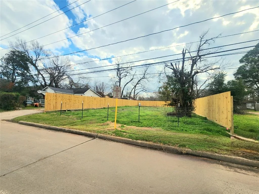 Photo of 5811 Roberts Road