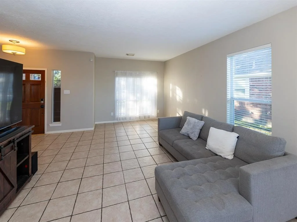 Photo of 5411 Summer Oak Drive
