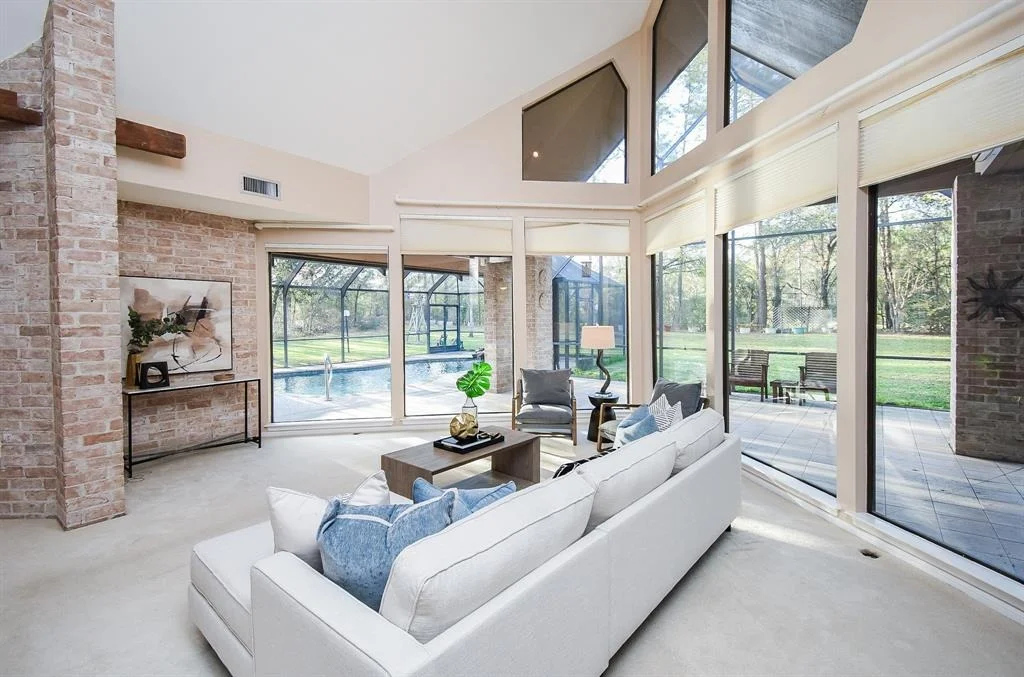Photo of 13330 Woodside Lane