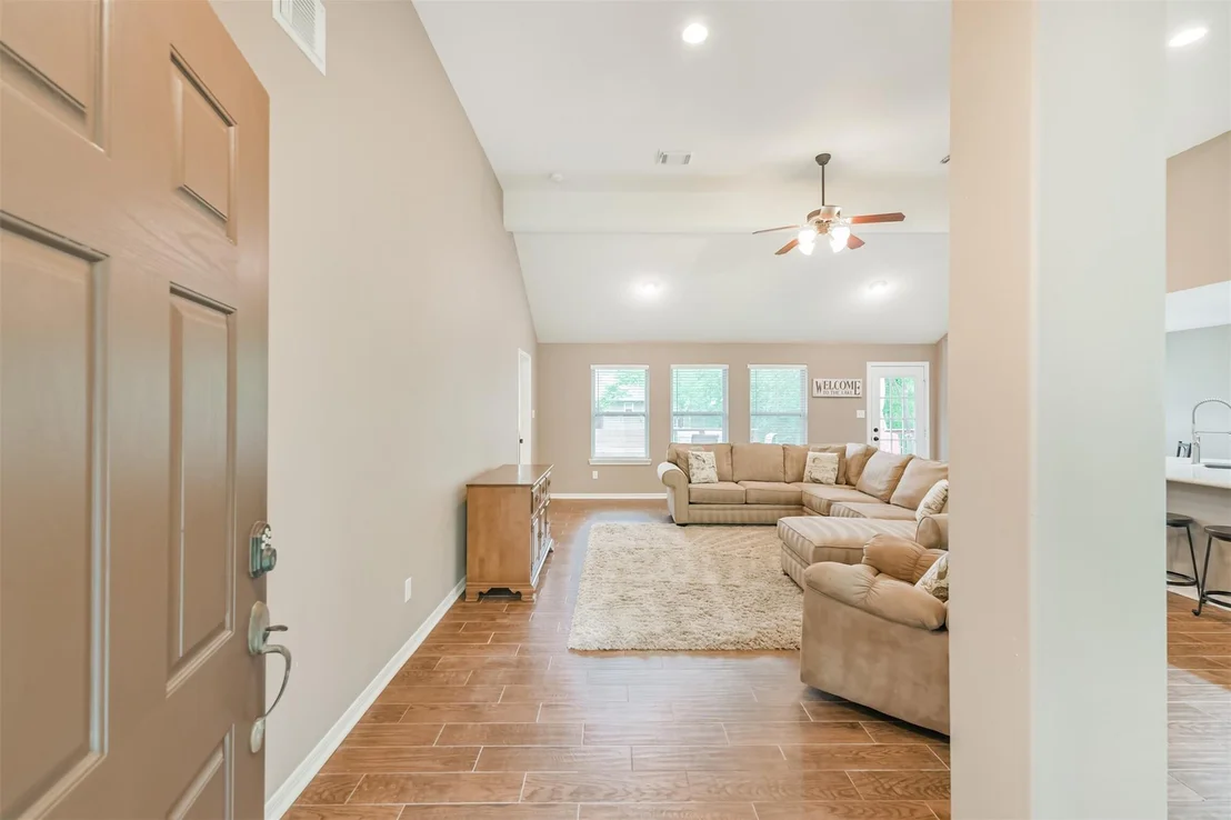 Photo of 10 Twinstone Court