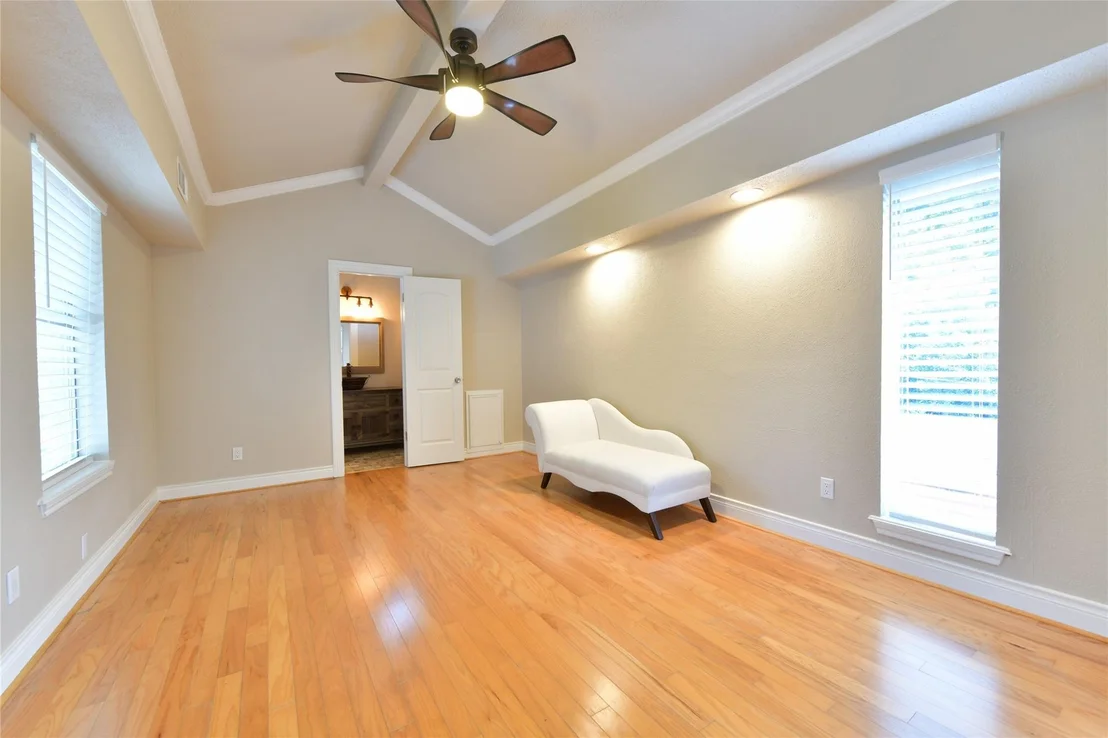 Photo of 4406 Benning Drive