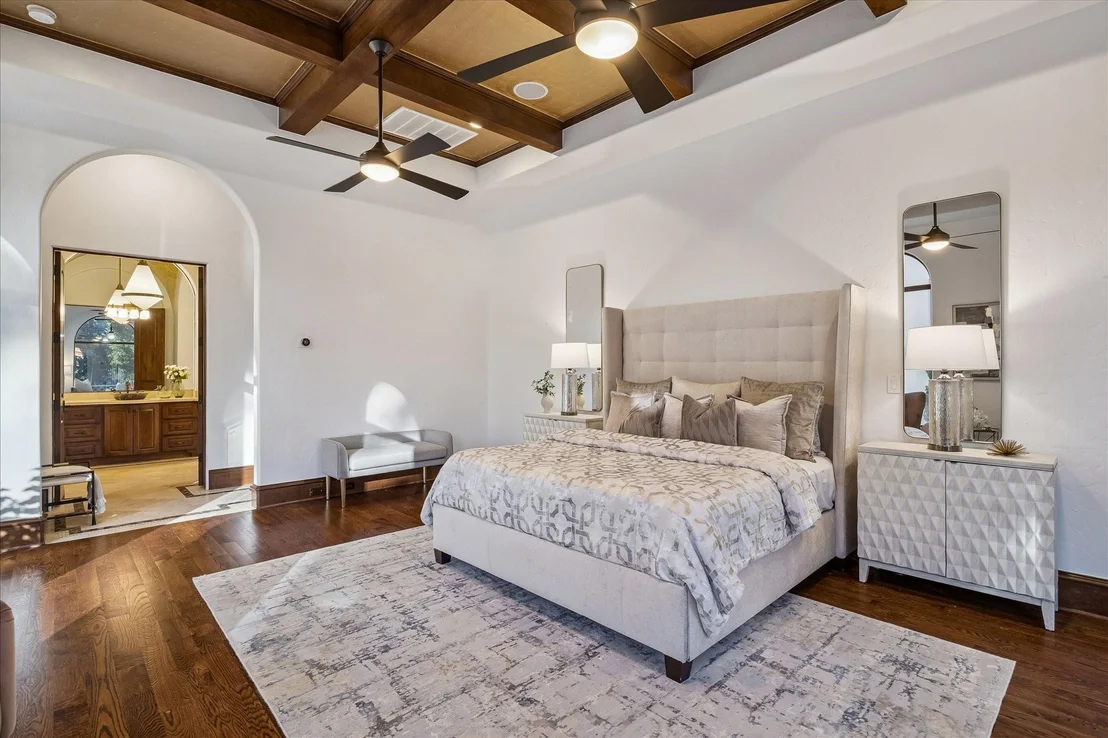 Photo of 6 N Fazio Way