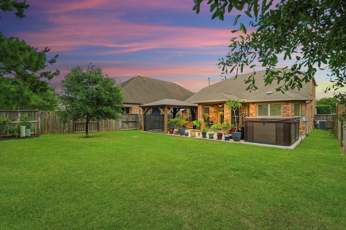 Photo of 6322 Wolf Run Drive