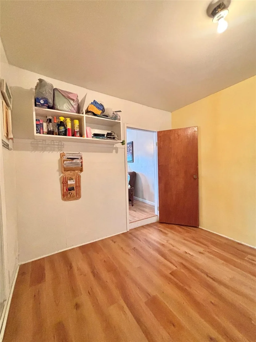 Photo of 1615 Meadowview Drive