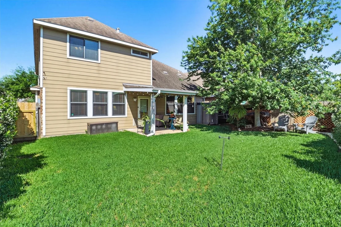 Photo of 5410 Drumlin Field Way