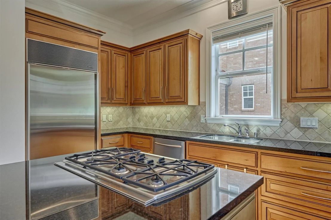 Photo of 83 Colonial Row Drive