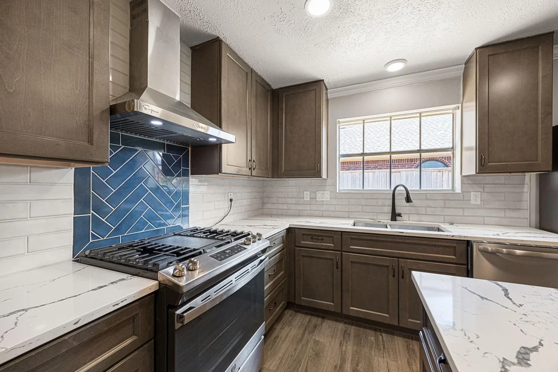 Photo of 10214 Hedge Way Drive
