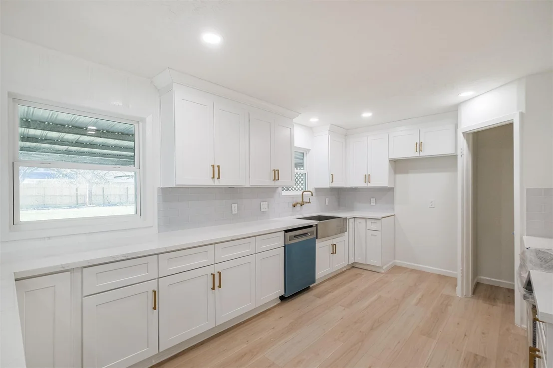 Photo of 9419 Campbell Road