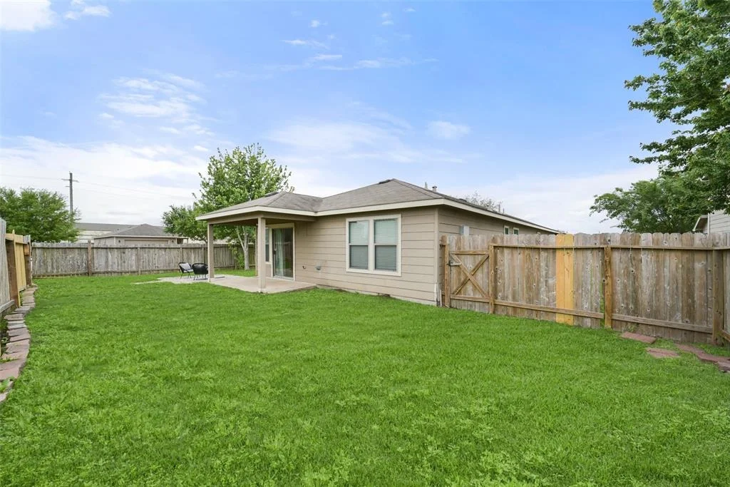 Photo of 1327 Athea Way