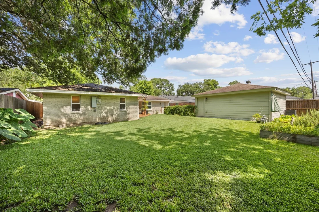 Photo of 11111 Atwell Drive