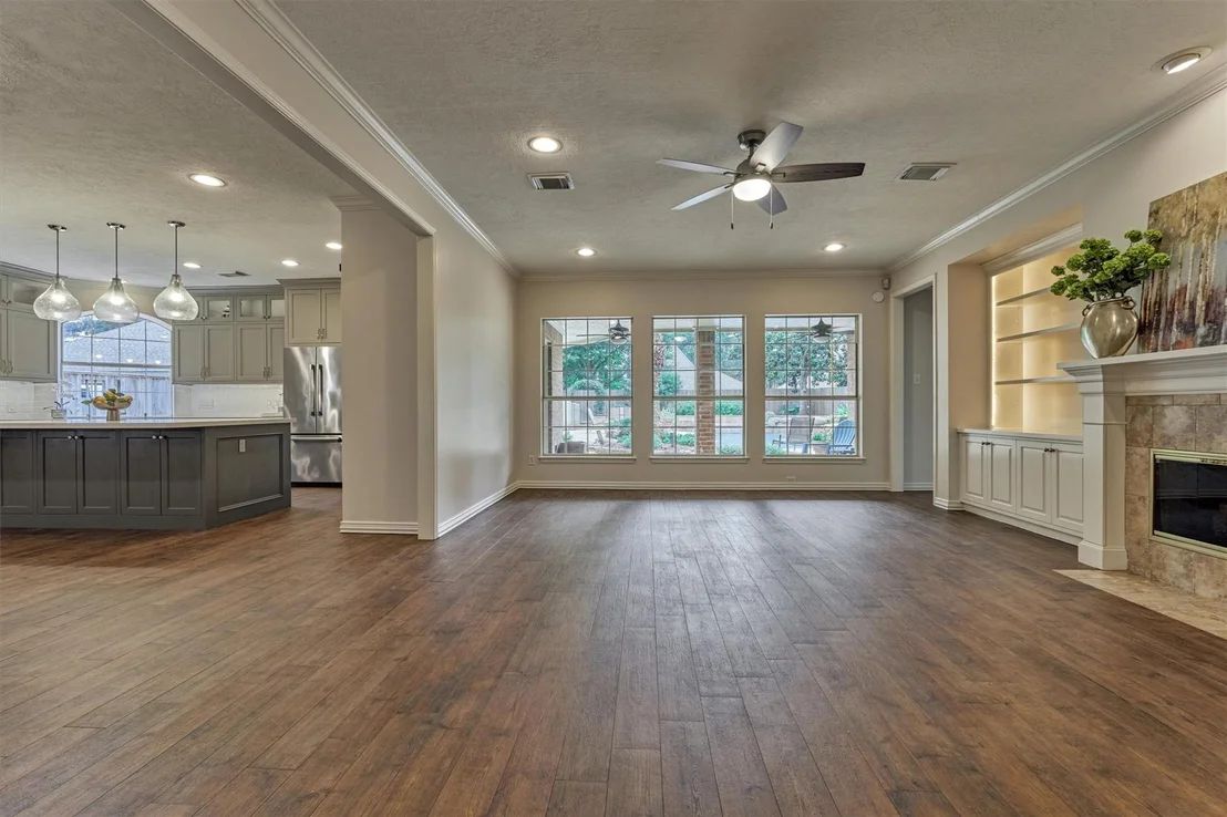 Photo of 16707 Avenfield Road