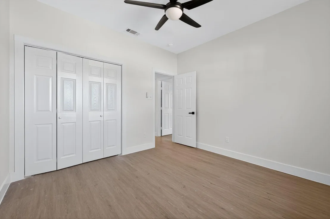 Photo of 300 Fawn Lane