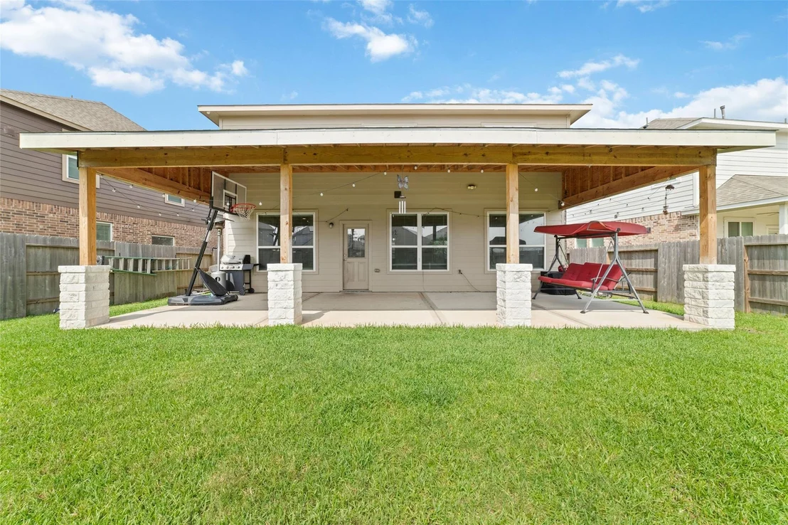 Photo of 15315 Kinord Run Drive