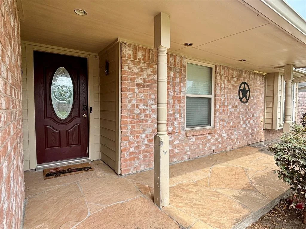 Photo of 13642 Greenridge Drive