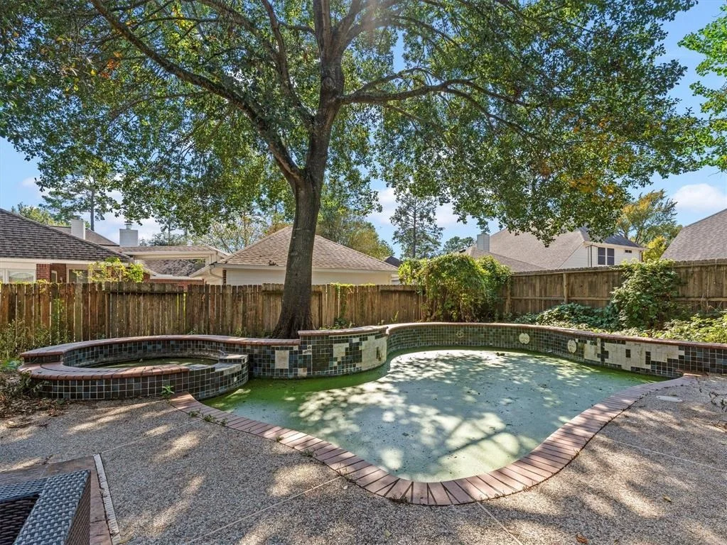 Photo of 16111 Birchview Drive
