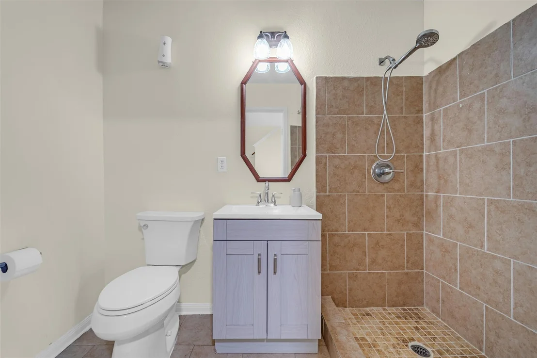 Photo of 5531 Dapplewood Lane