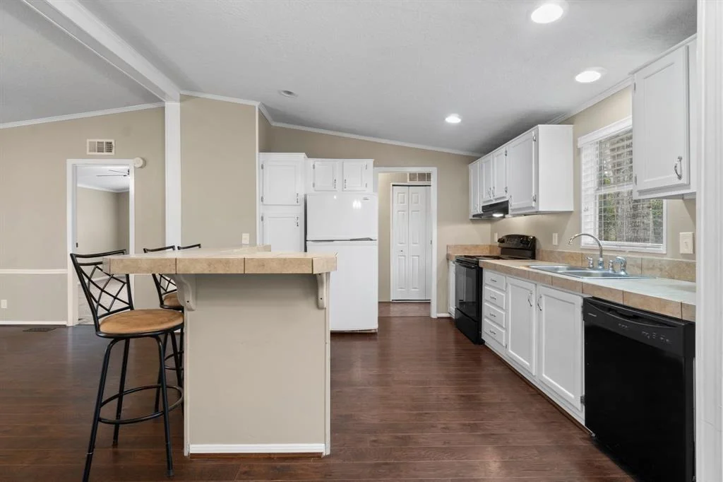 Photo of 16314 Wild Oak Lane