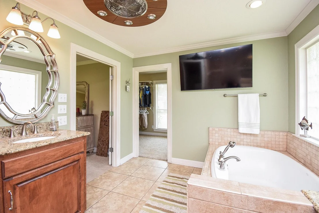 Photo of 2101 Meadow Lane